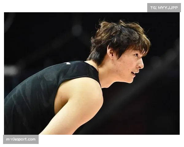 王哲林赛后情绪失控，明星球员的心理建设成赛场外新课题